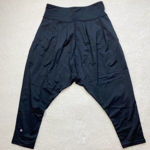 LULULEMON BALLOON CAPRIS